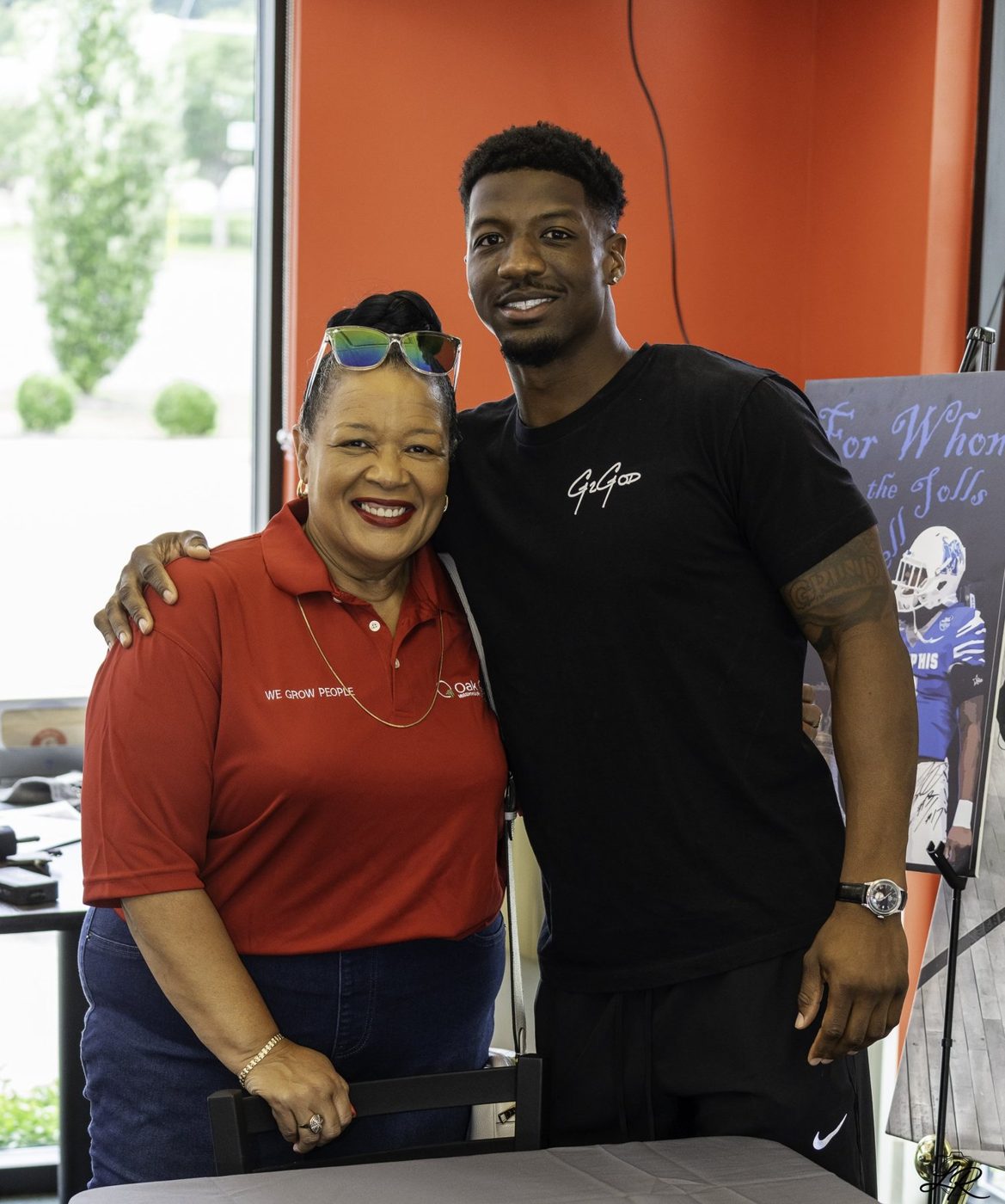 Anthony Miller greeting a supporter at the autograph signing